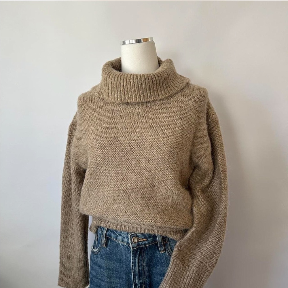 Banana Republic brown turtleneck sweater wool blend Size XS. - Picture 1 of 8